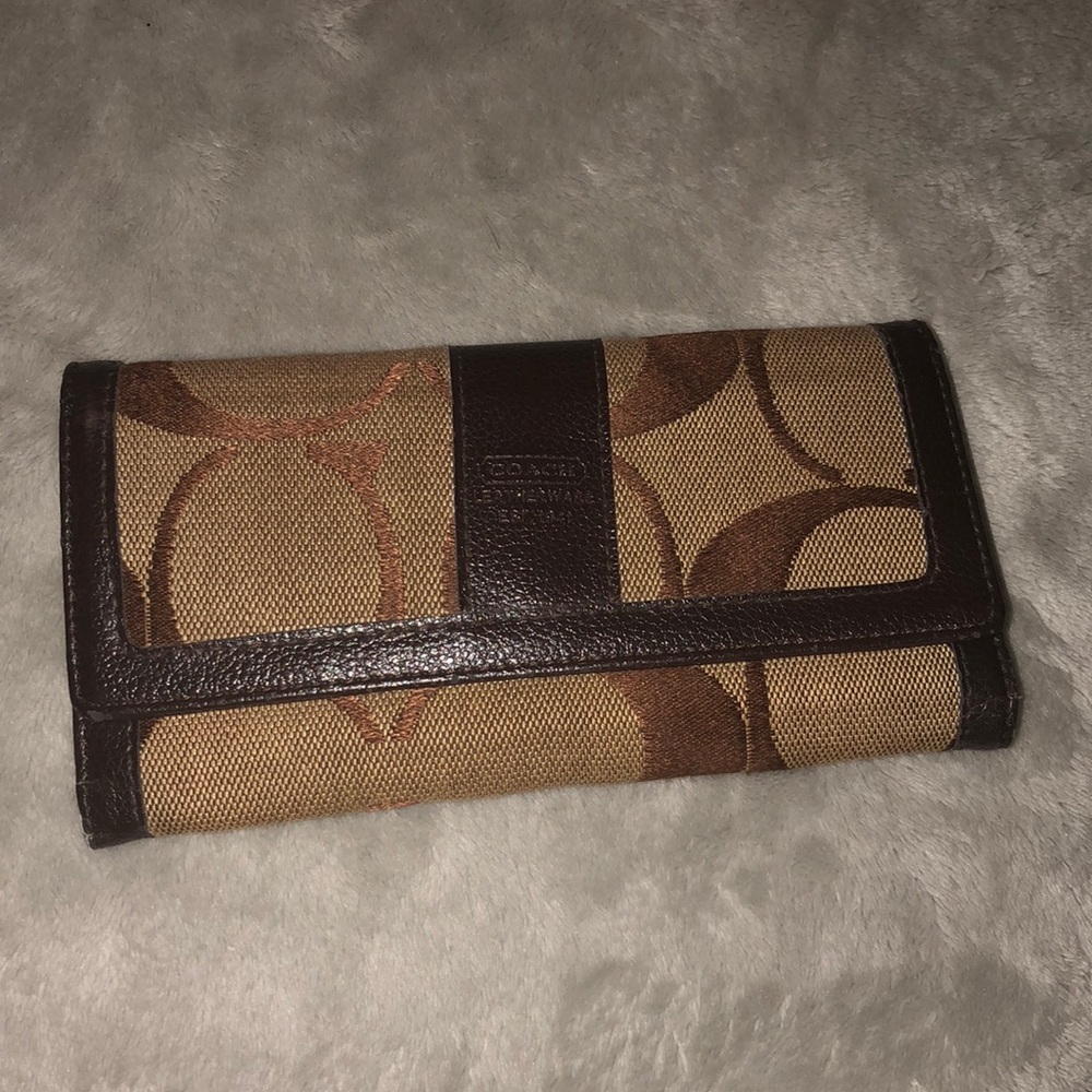 Coach wallet